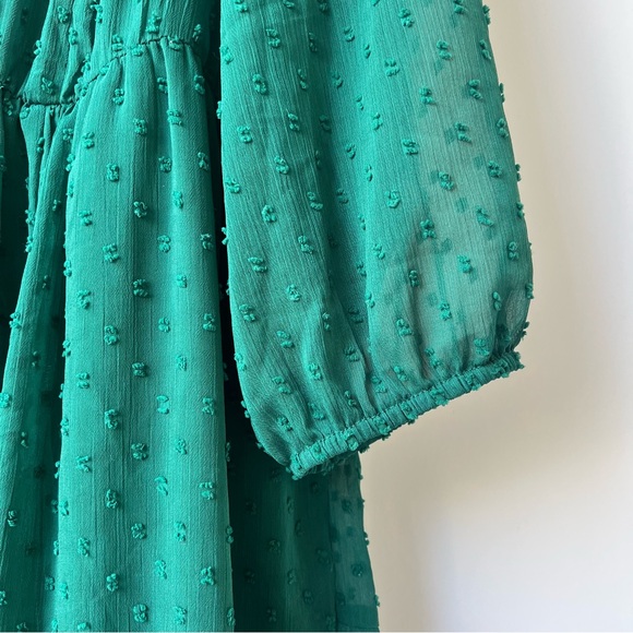 Torrid Maxi Chiffon Clip Dot Pleated Dress - Emerald Green - Size 0 (L) - Picture 9 of 10